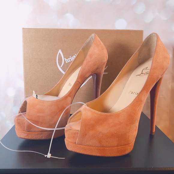 ❌SOLD❌ Christian Louboutin Palais Royal Pump 8.5 - Picture 3 of 8